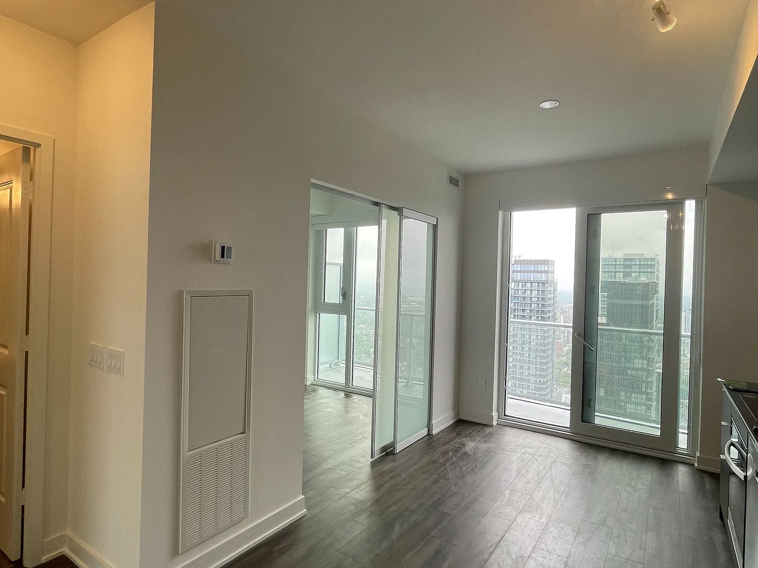 1 bed, $2,100 — Photo 1