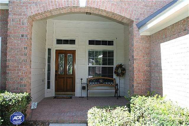 2nd image of 90 Genesee Ridge Dr