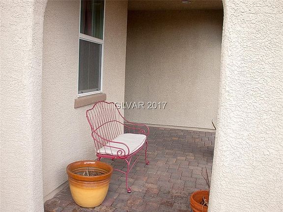 5th image of 322 Rhiannon Ct