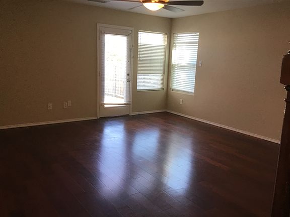 3rd image of 3917 Camino Real Trl