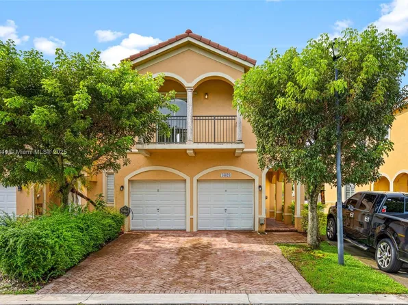 16620 SW 70th St, Miami, FL 33193
