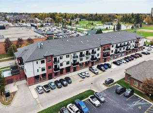 170 Rockhaven, Hamilton, ON L8B 1B5