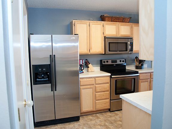 4th image of 1218 Wallace Ln
