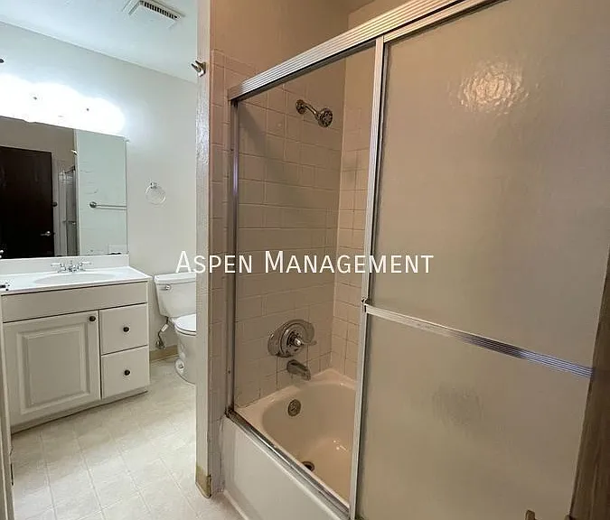 3720 Iris Ave #D — Photo 14