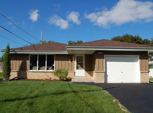 4514 W Bottsford Ave, Greenfield, WI 53220