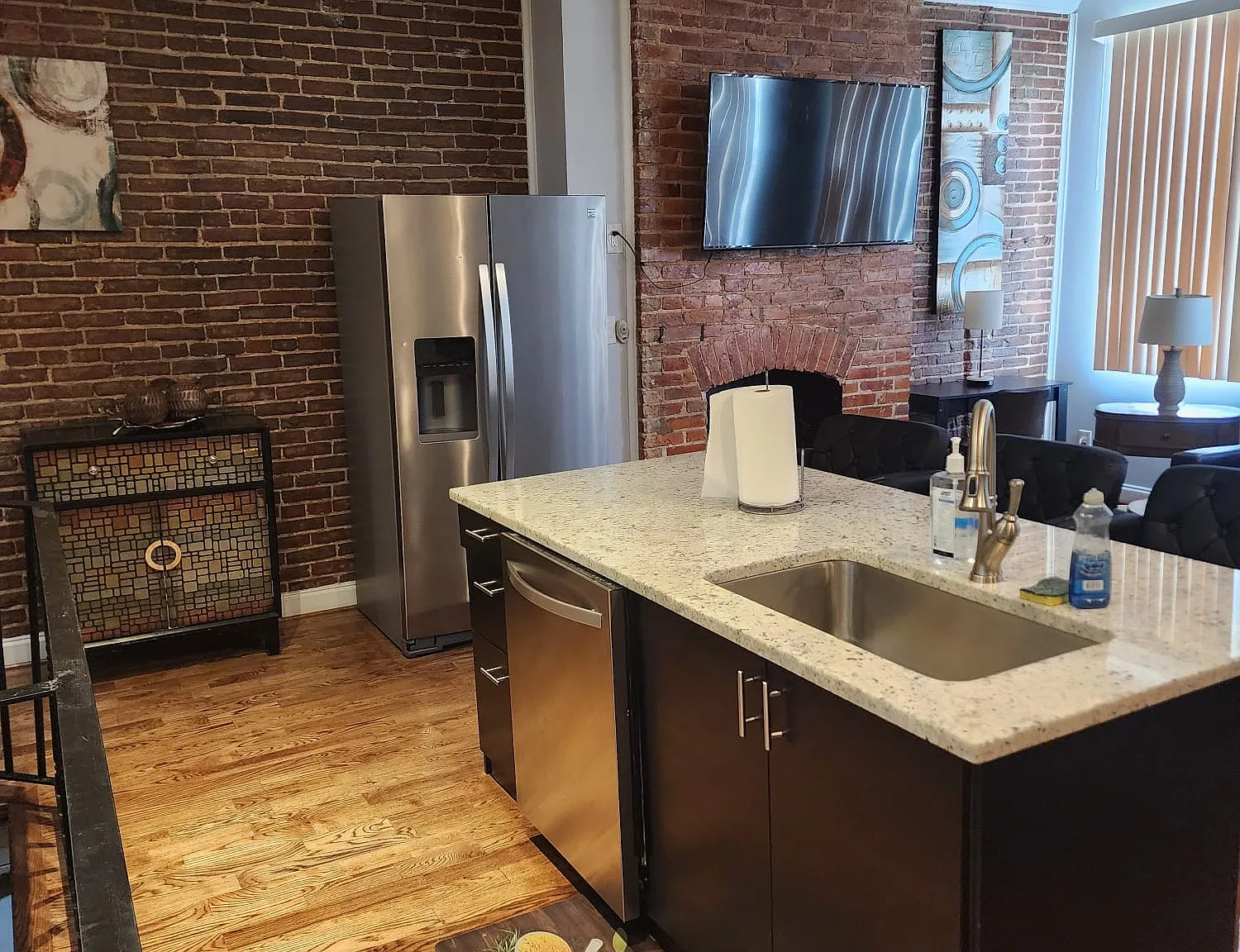 3 bed, 1530 sqft, $3,000 — Photo 2