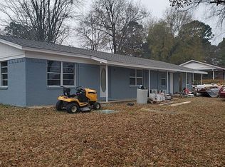 808 Hope Cir, Mena, AR 71953