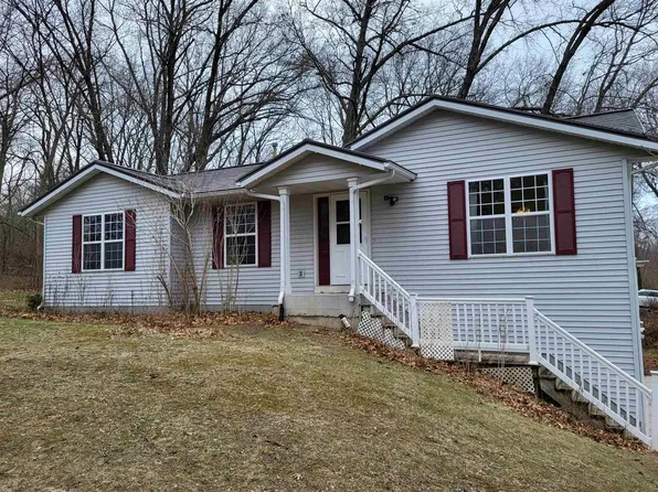 1040 East Lakeside Drive, Edgerton, WI 53534