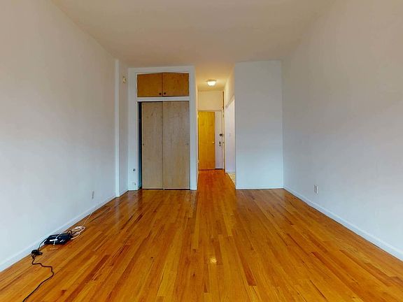 5th image of 354 E 83rd St APT 4F
