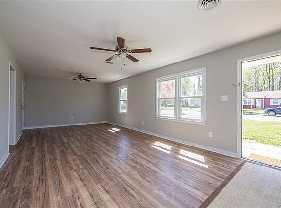 4th image of 21405 Warrior Dr