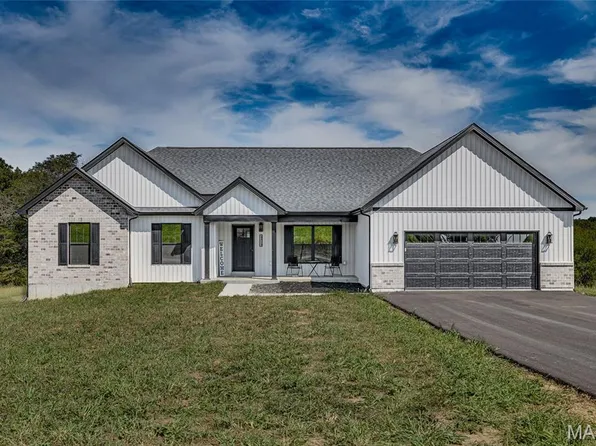 4313 Whispering Woods Rd, Farmington, MO 63640