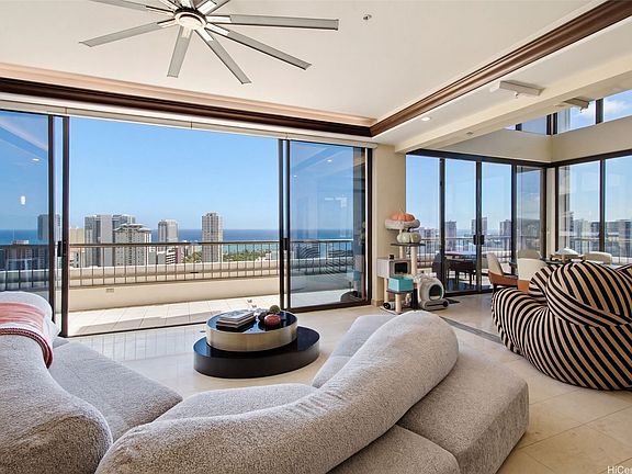 3rd image of 2333 Kapiolani Blvd APT 3517