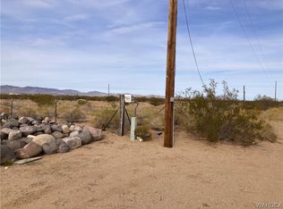 6324 W Collins Dr, Golden Valley, AZ 86413