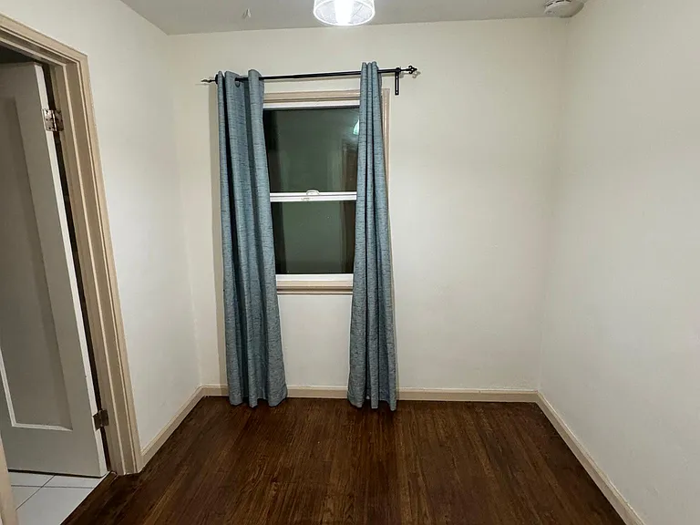 43 Granada Ave #5 — Photo 11