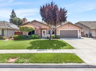 3716 S Julieann Ct, Visalia, CA 93277
