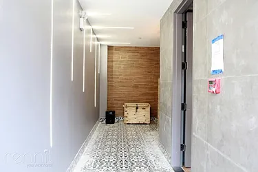 Rented by Rennit Inc.