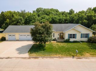 319 Harrison St, Lake View, IA 51450