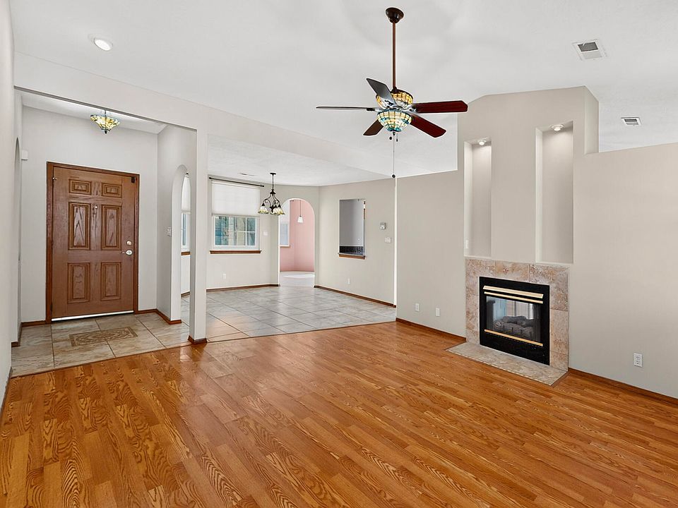 1st image of 2881 Chessman Dr SE
