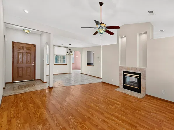 2881 Chessman Dr SE, Rio Rancho, NM 87124