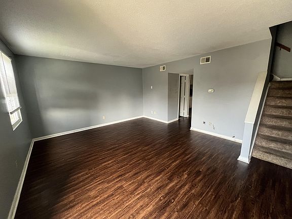 2nd image of 10 Westdale Dr #1