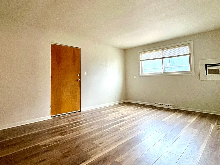 17105 Madison Ave #2 — Photo 12