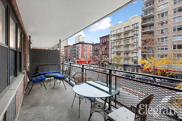 Sold by (Legacy) Elegran | media 8