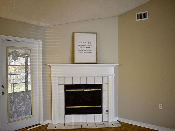 4th image of 8728 Ramble Woods Dr