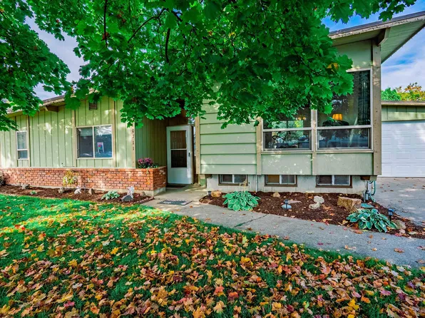 10711 E 16th Ave, Spokane, WA 99206