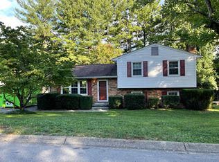 3636 Meadowlark Rd, Roanoke, VA 24018