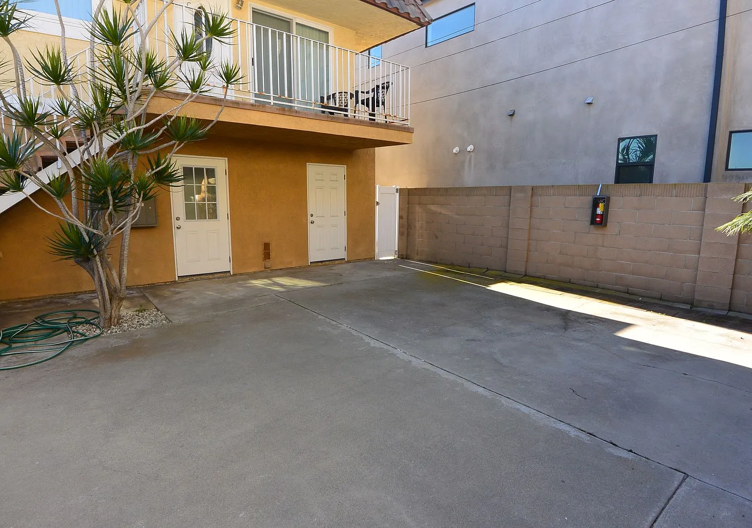 PAL1315 — Photo 3