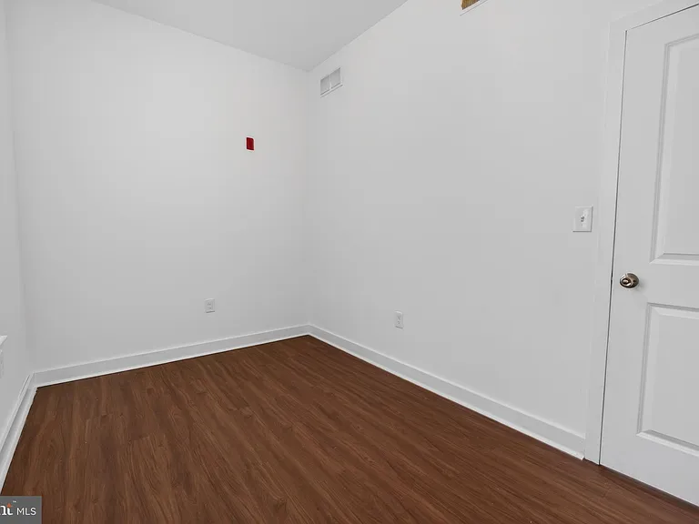 6028 Market St #2 — Photo 12