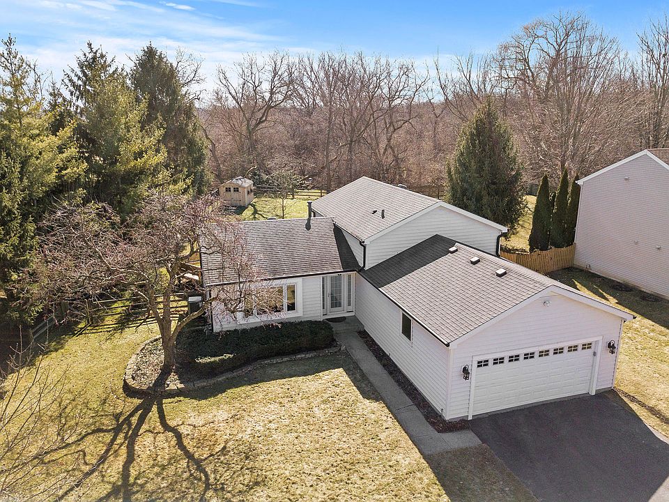 1st image of 17657 W Dartmoor Dr