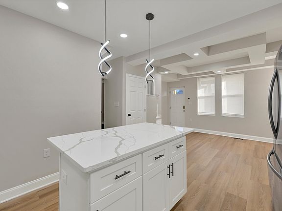 5th image of 3805 Penhurst Ave