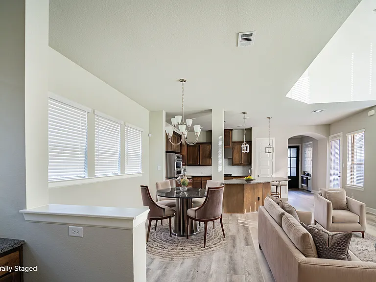 1621 Rose Willow Way — Photo 14