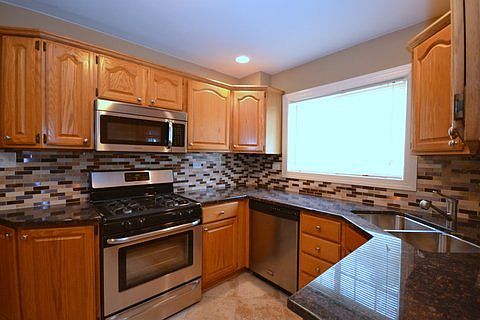 3rd image of 9650 Minnick Ave