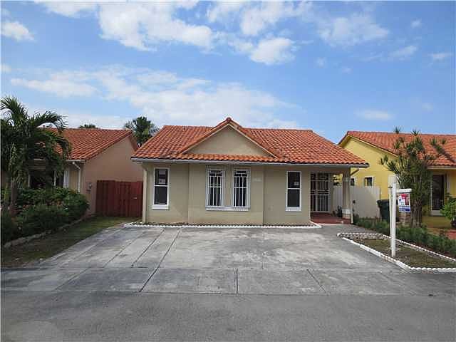 1st image of 10335 NW 127th St