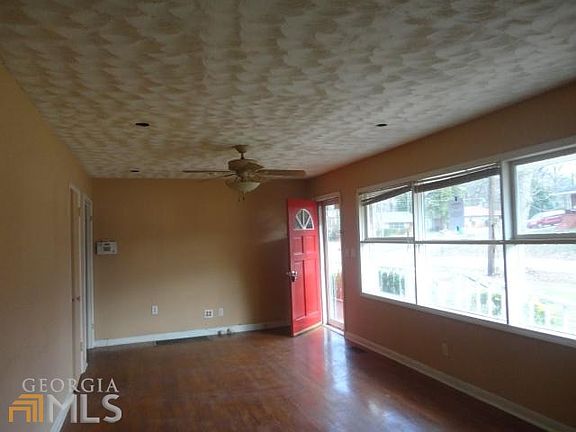 2nd image of 1168 Grace Dr