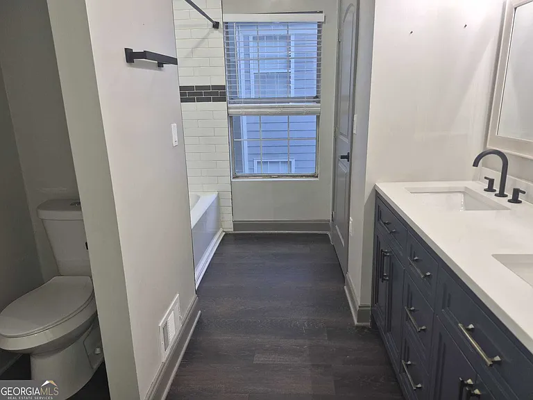 1020 Hampton Hill Ct — Photo 32