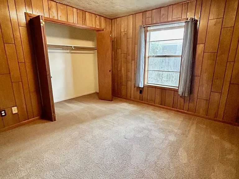 3239 Red Robin Loop — Photo 5