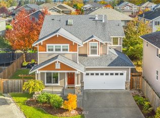 19929 10th Ave W, Lynnwood, WA 98036