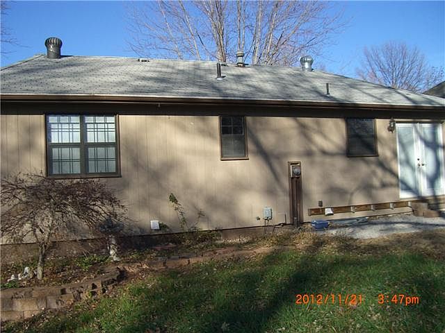 2nd image of 2322 NW Yorkshire Dr