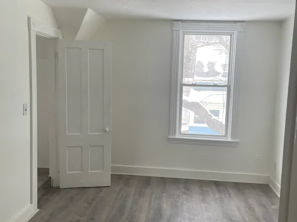 183 Lovell St, Worcester, MA