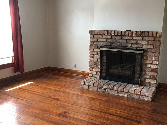 2nd image of 3934 Regent Ave