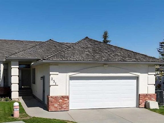 2nd image of 251 SW Hampshire Pl NW