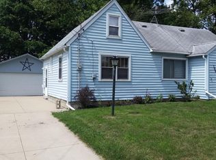 106 SE Johnson St, Brownsdale, MN 55918