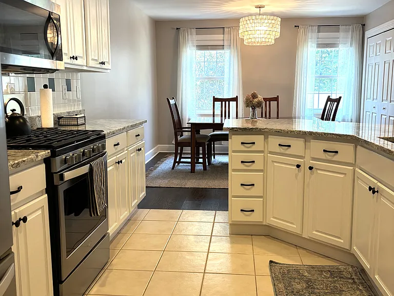 14 Ellis Ave #8 — Photo 8