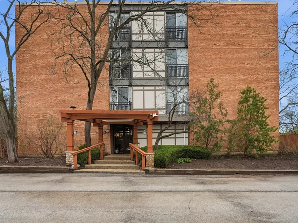 1833 Four Lakes Ave APT 3F, Lisle, IL 60532