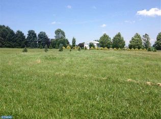 7 Edna Ln, Kirkwood, PA 17536