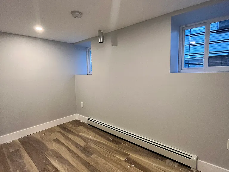 32 Clerk St #1 — Photo 7