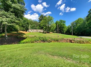 1385 Rock Spring Rd, Mill Spring, NC 28756